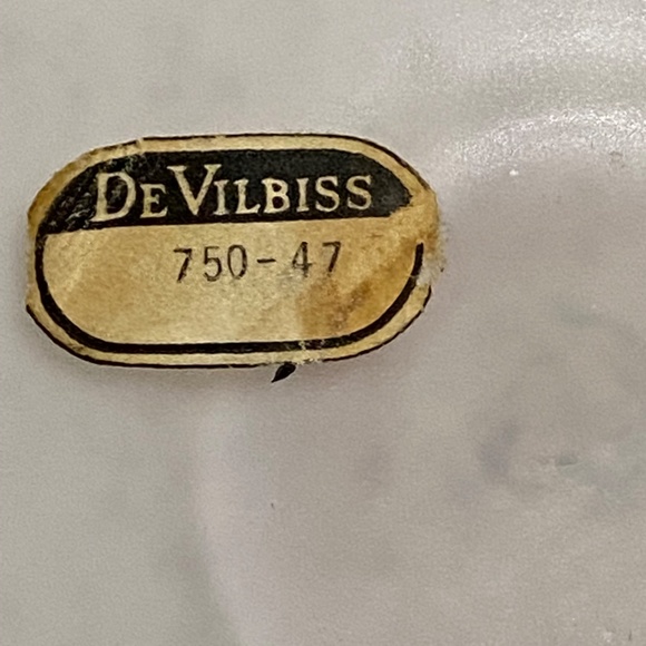 DeVilbiss Perfume Bottle - Picture 7 of 8